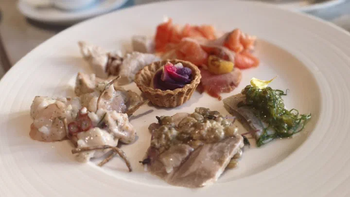 featured-oceano-04-appetizer-plate.jpg